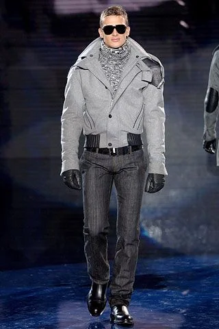 Look 10